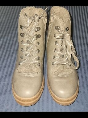 Nordstrom Rack Chiara Lace Up Side Zip Size 8